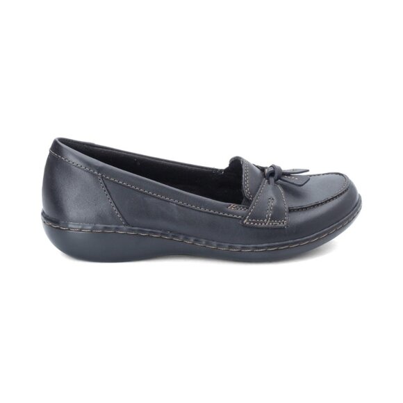 Clarks Women’s Ashland Bubble Slip-On Loafers Black | Comfortable Dress Shoes - Picture 2 of 6